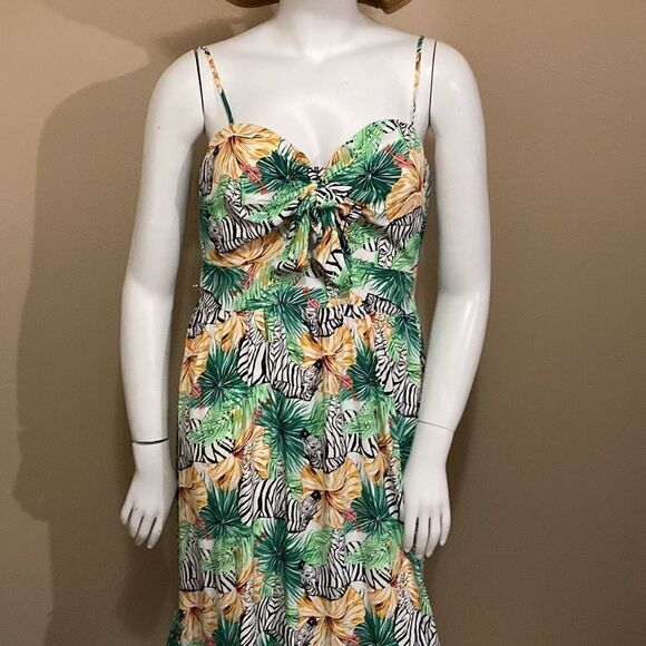 NWT Safari Maxi Dress - Size 1X - Picture 5 of 16